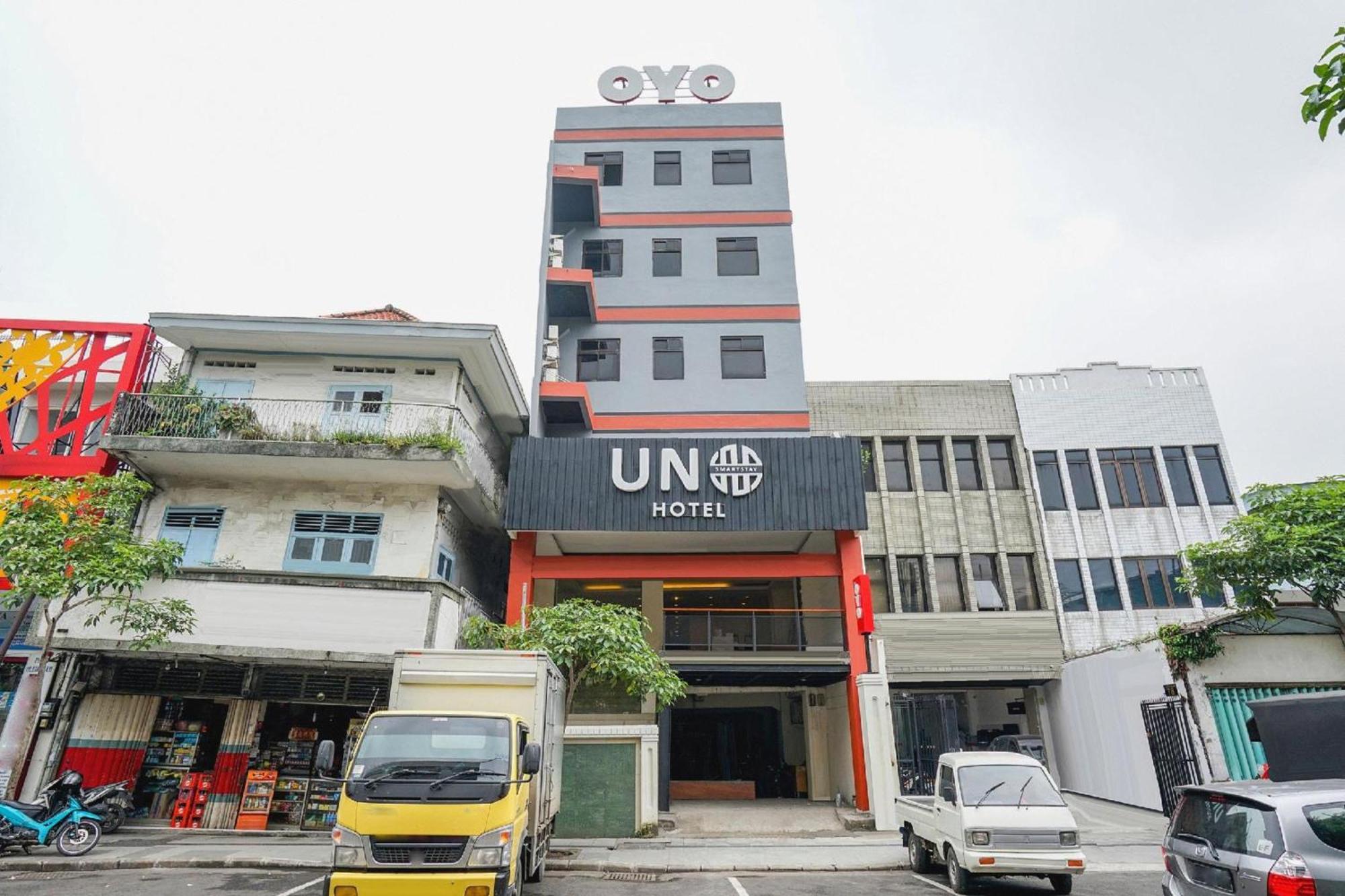 Hotel O Genteng Near Genteng Market Formerly Uno Hotel Surabaya Exterior foto