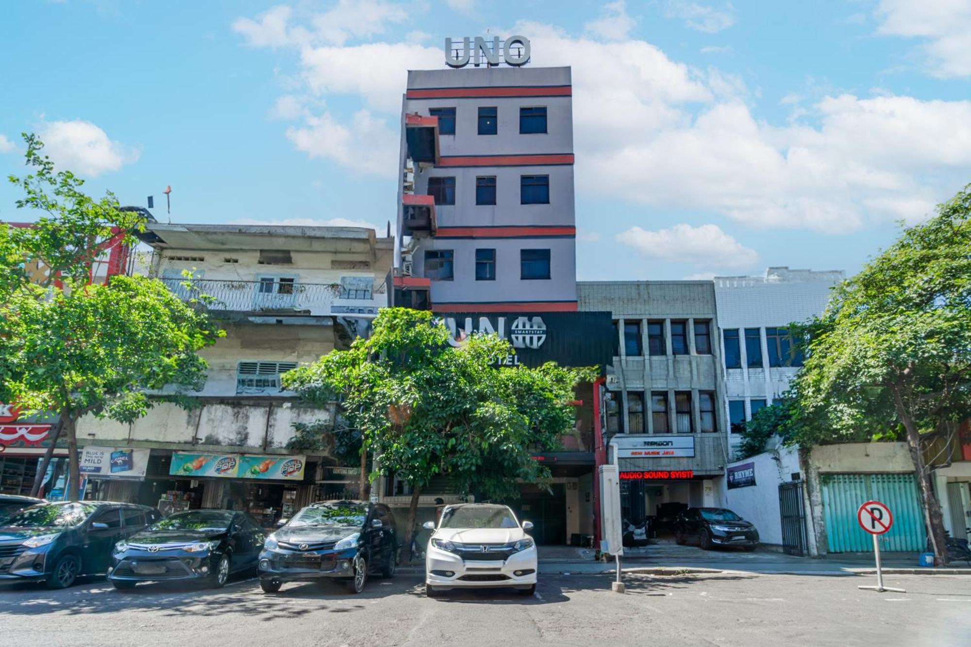 Hotel O Genteng Near Genteng Market Formerly Uno Hotel Surabaya Exterior foto