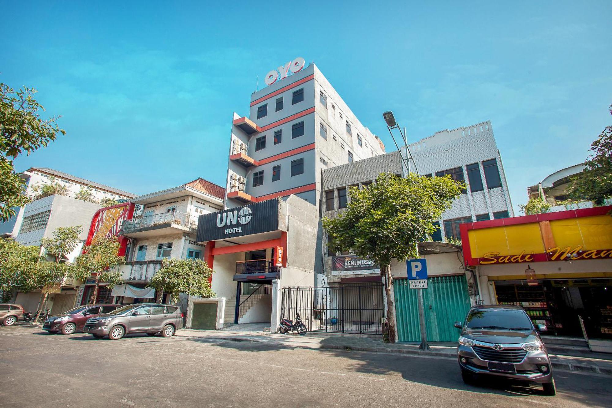 Hotel O Genteng Near Genteng Market Formerly Uno Hotel Surabaya Exterior foto